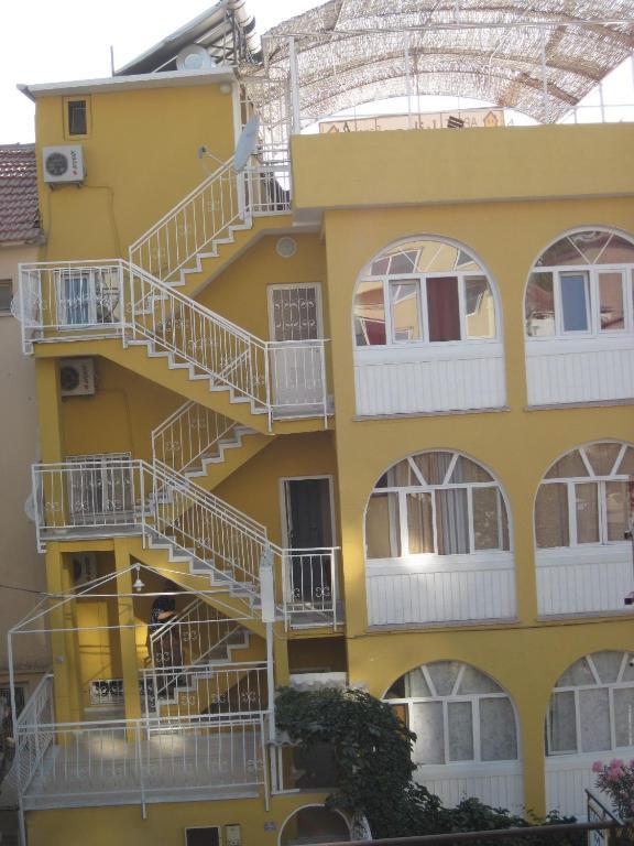 Kibar Apart Pansiyon Kusadası Extérieur photo