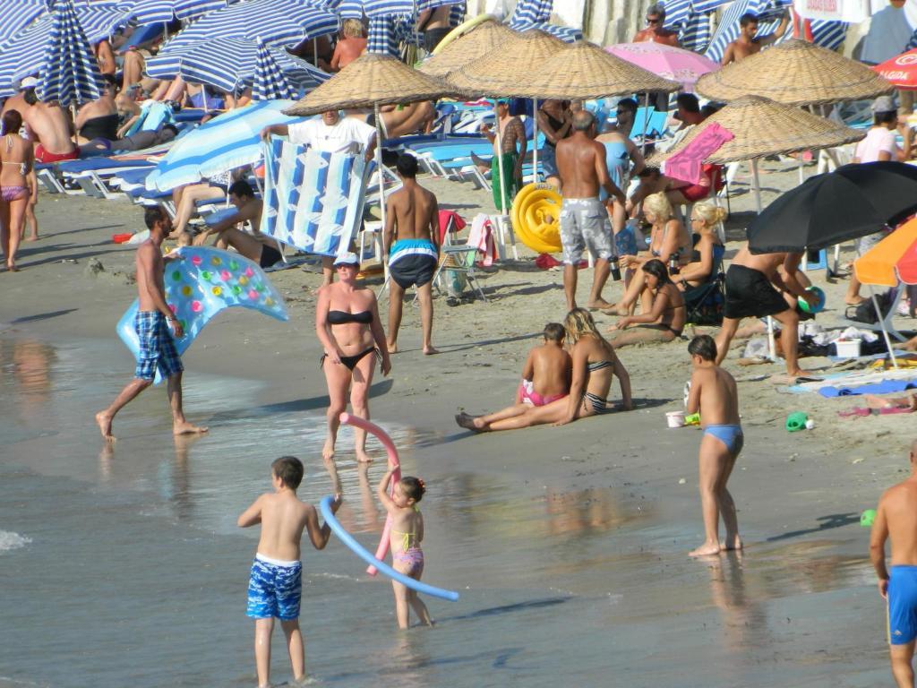 Kibar Apart Pansiyon Kusadası Extérieur photo
